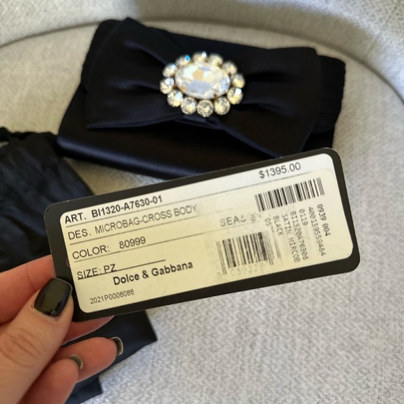 Dolce & Gabbana Bow Satin Clutch Evening Bag - Picture 3 of 11